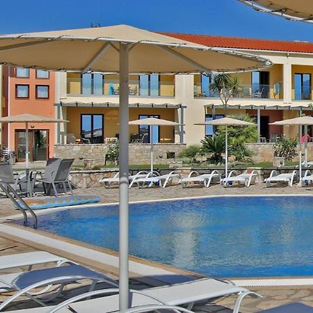Oasis By The Sea Aparthotel Chiliadou  Ngoại thất bức ảnh