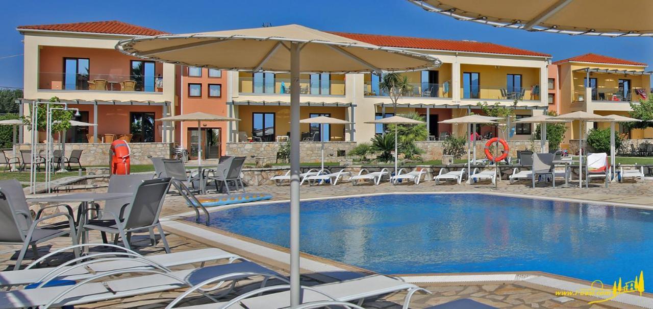 Oasis By The Sea Aparthotel Chiliadou  Ngoại thất bức ảnh