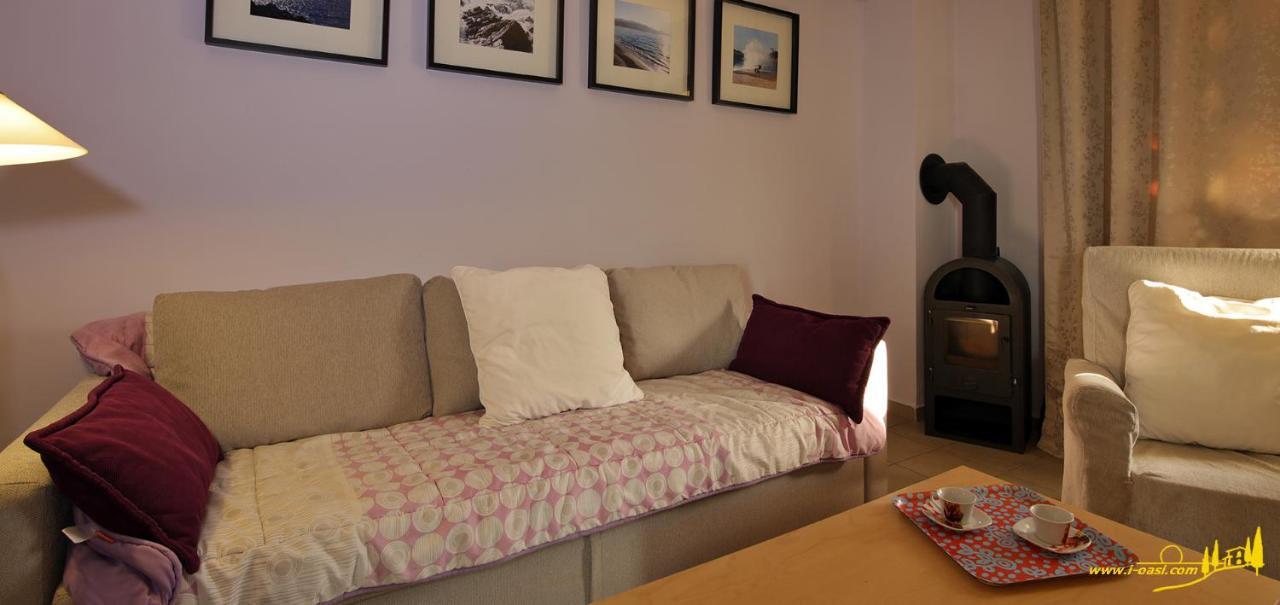 Oasis By The Sea Aparthotel Chiliadou  Ngoại thất bức ảnh