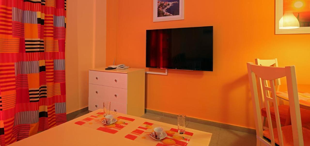 Oasis By The Sea Aparthotel Chiliadou  Ngoại thất bức ảnh