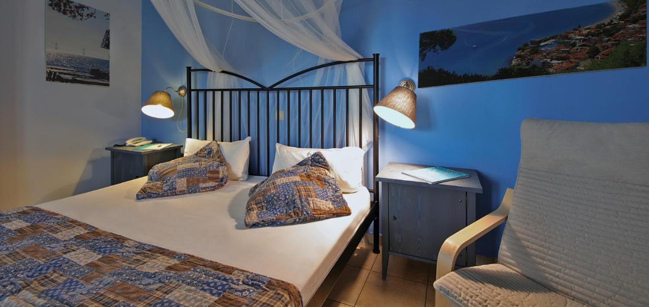 Oasis By The Sea Aparthotel Chiliadou  Ngoại thất bức ảnh